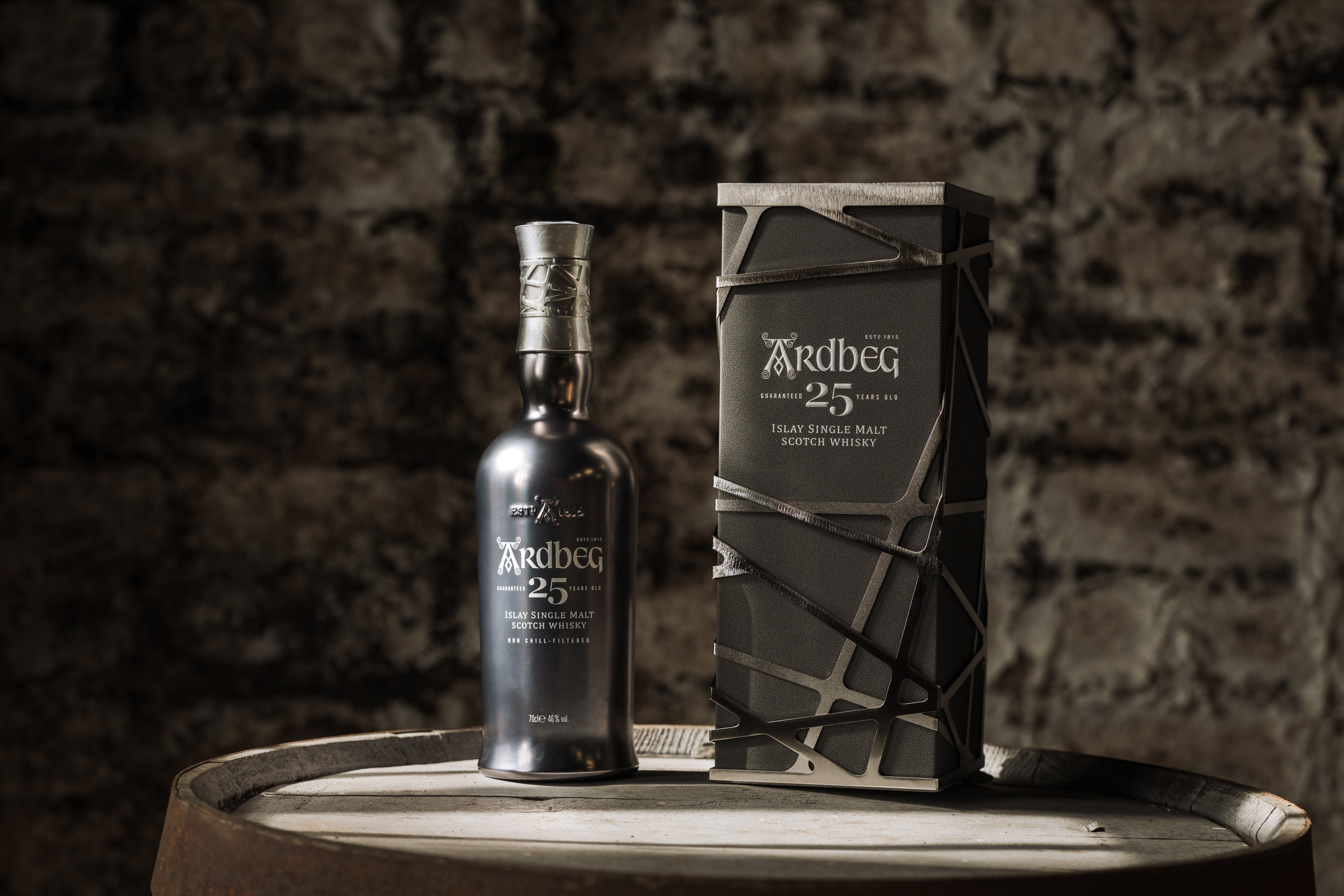 Ardbeg 25 Years Old | Islay Single Malt Scotch Whisky – Ardbeg