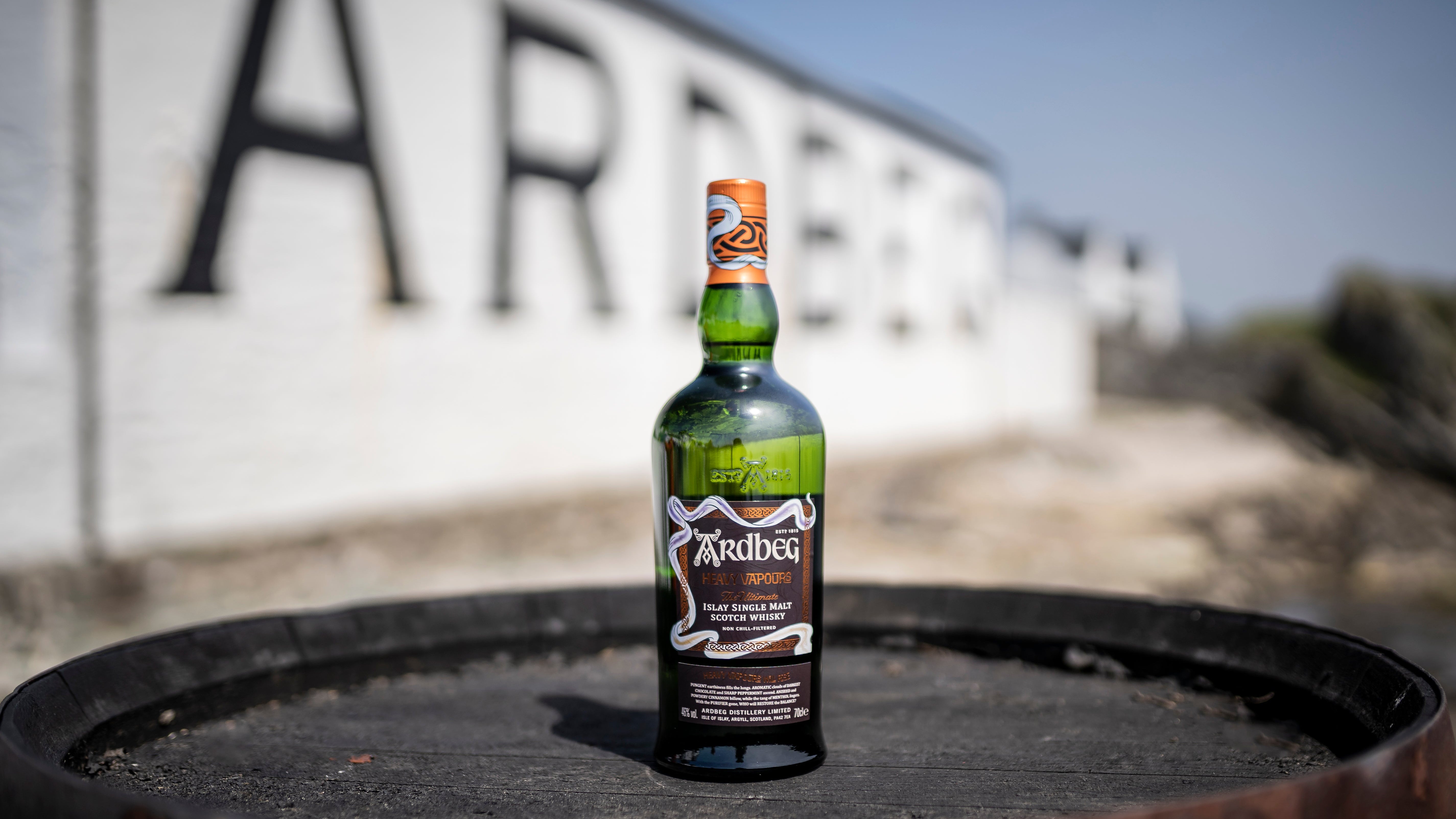 【極上】Ardbeg Heavy Vapours 700ml 46% Ardbeg Heavy Vapours, Limited Edition | Islay Single Malt Scotch